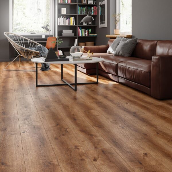 Çamsan Aydos Meşe 721 laminat parke salon uygulaması Aydos Meşe – 721