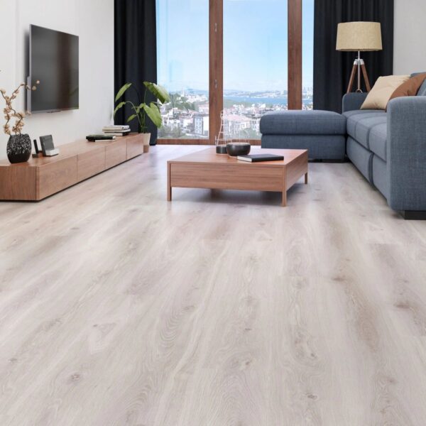 Çamsan Klasik Seri Modern Meşe 640 laminat parke döşenmiş oda