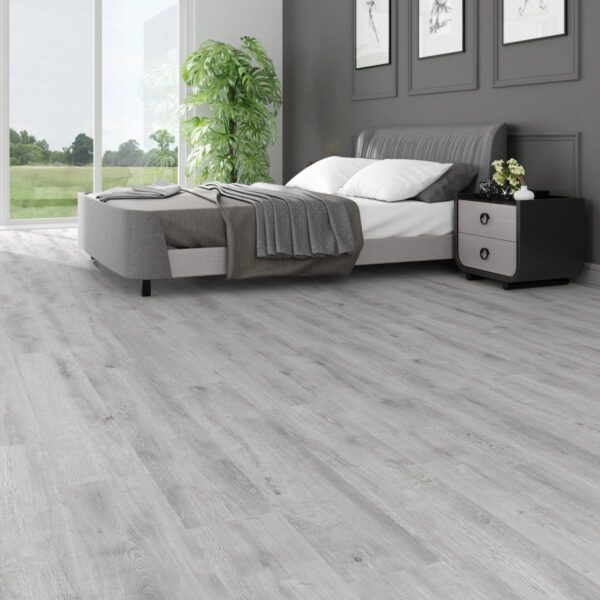 Çamsan Silver Seri Liva Meşe 5003 laminat parke döşenmiş oda